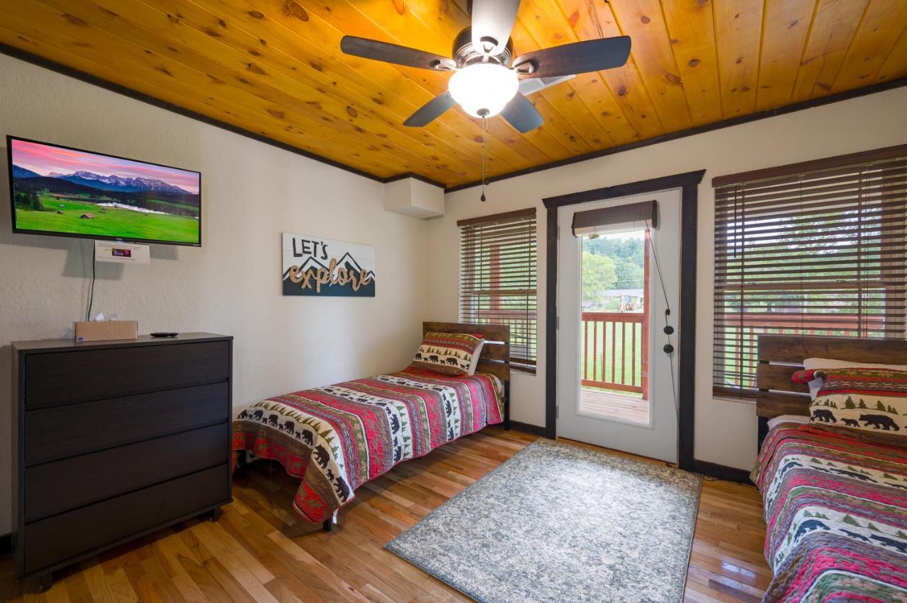 Smoky Mountain Chalet Pigeon Forge Extérieur photo